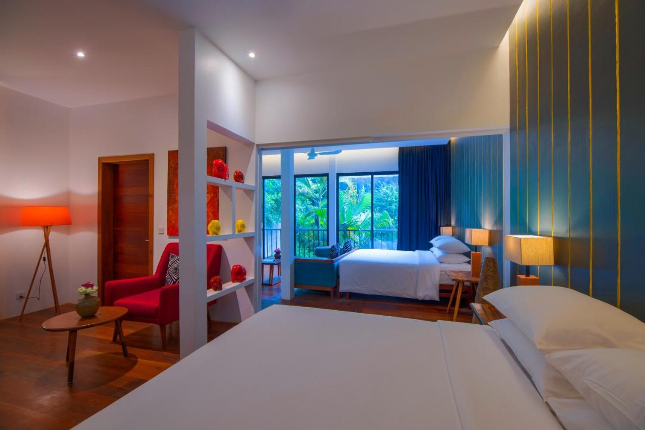 Solitaire Kamreuk Resort Siem Reap Bagian luar foto