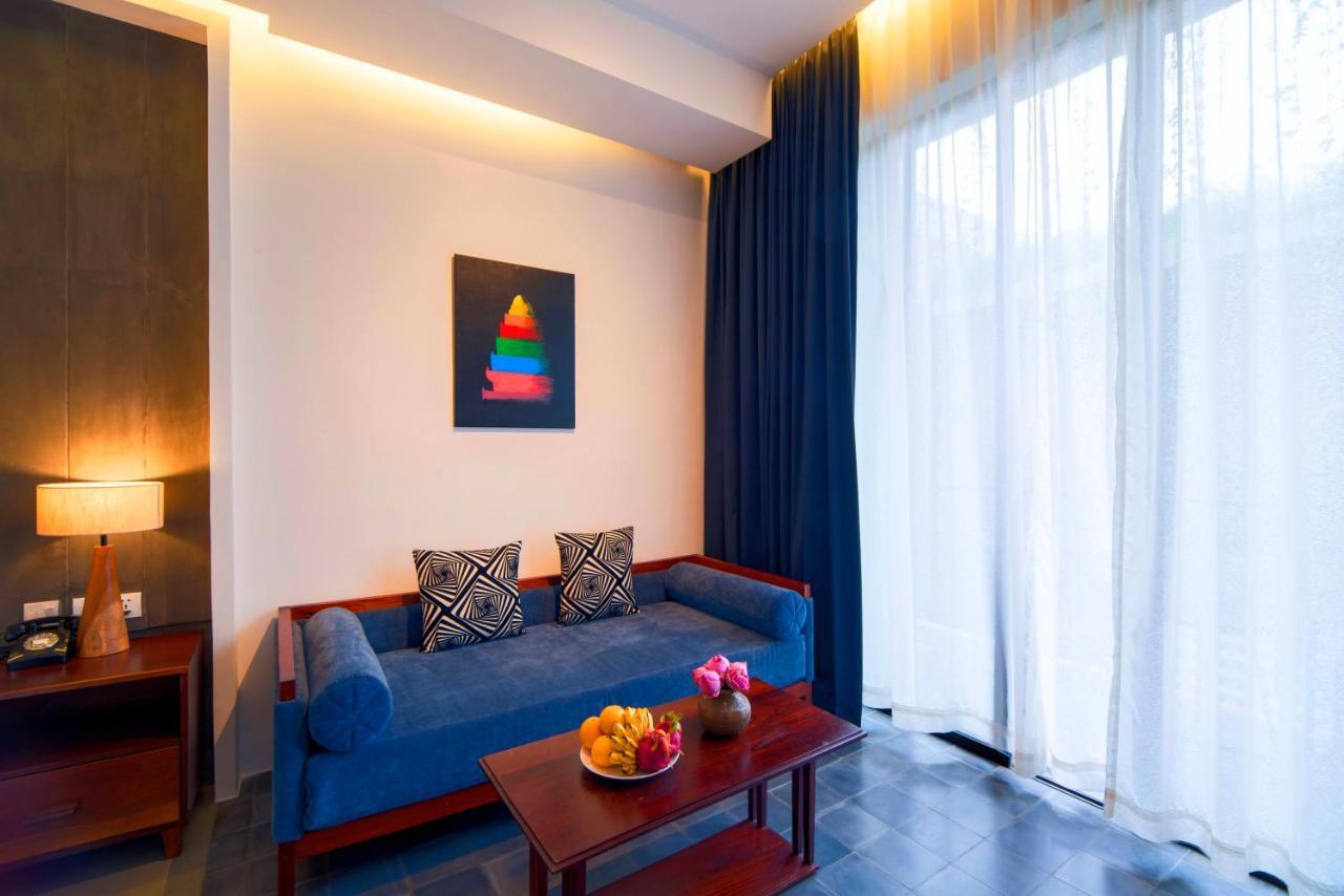 Solitaire Kamreuk Resort Siem Reap Bagian luar foto